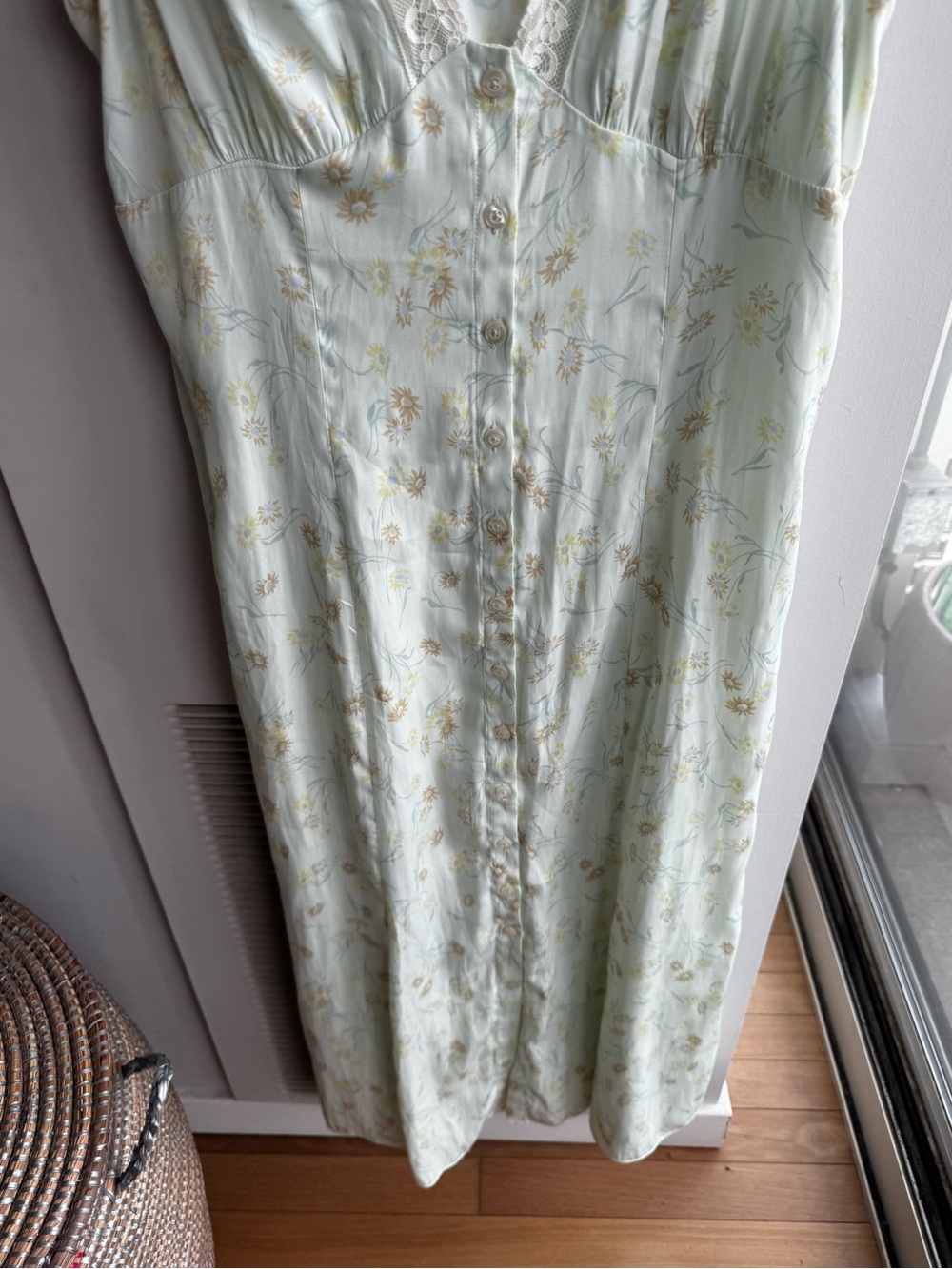 Kimchi Blue Urban‎ Outfitters Lace Slip Dress NWT L - Picture 5 of 10